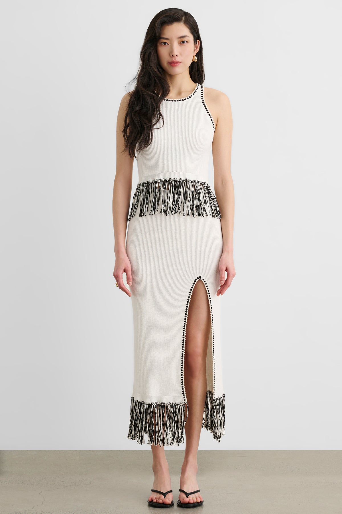 AMORA FRINGE MIDI SKIRT WITH SLIT - Toccin