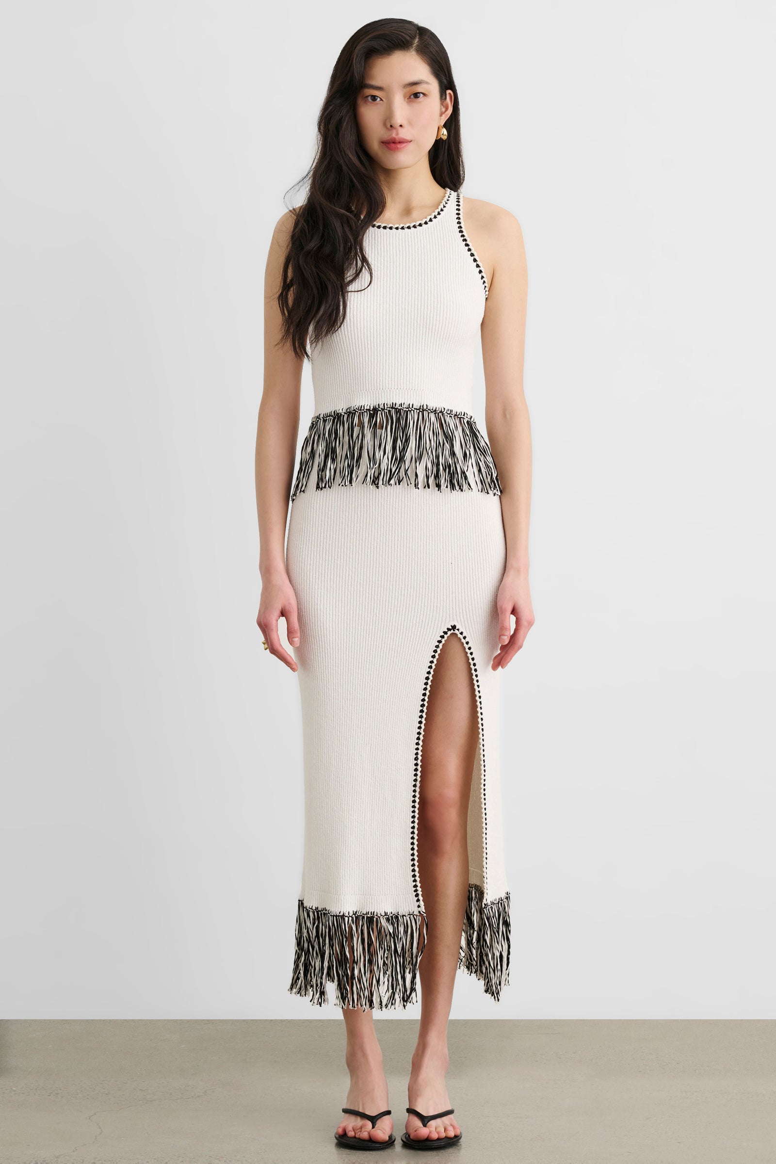 AMORA FRINGE MIDI SKIRT WITH SLIT - Toccin