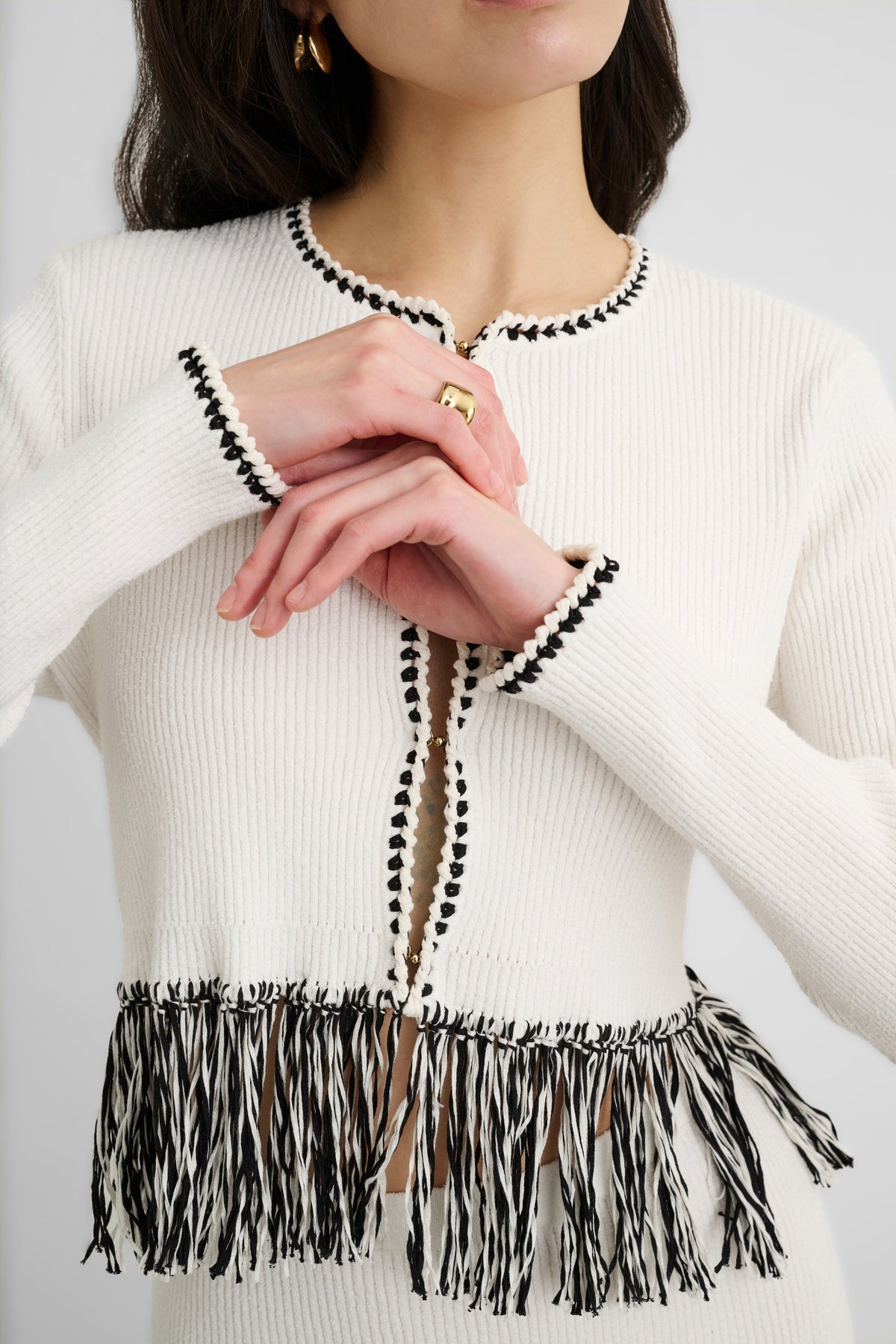 MONROE LONG SLEEVE FRINGE CARDIGAN - Toccin