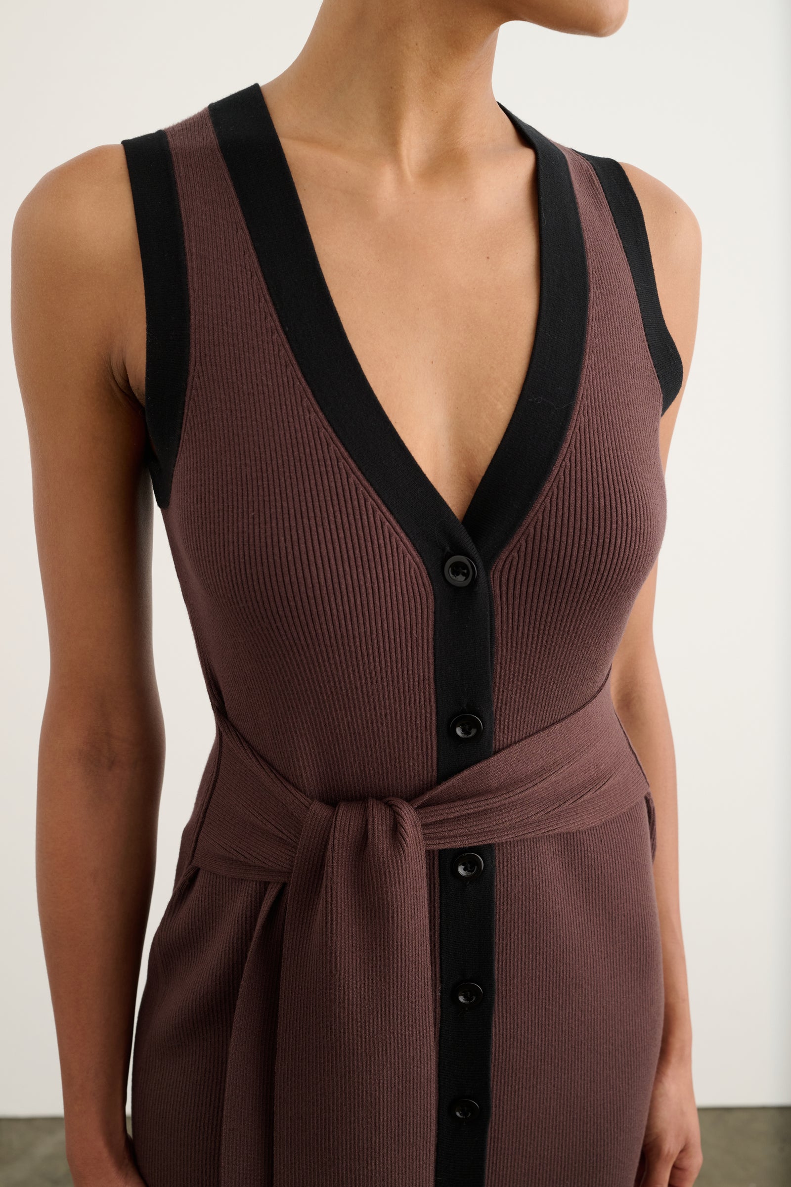 VICTORIA TIE FRONT SLEEVELESS MIDI DRESS