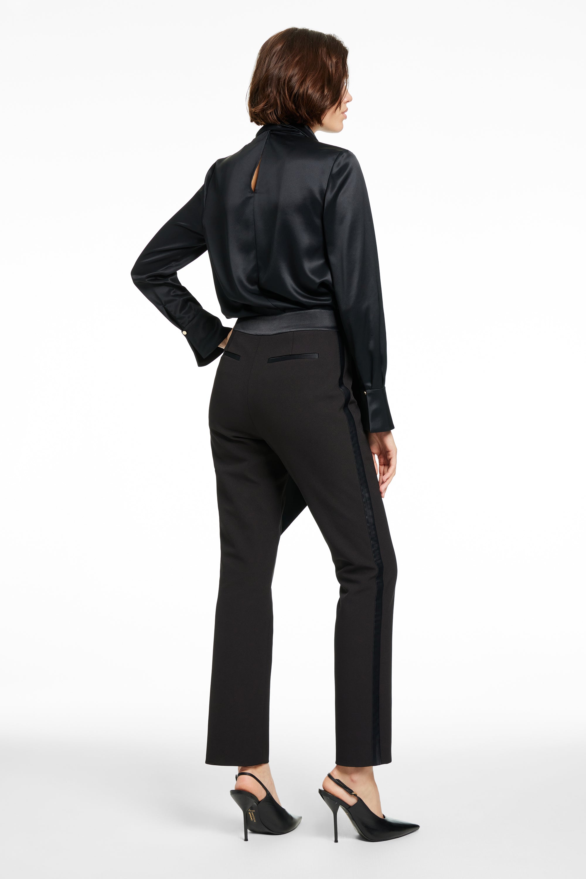 VERONICA LONG SLEEVE PUSSY-BOW BLOUSE - Toccin