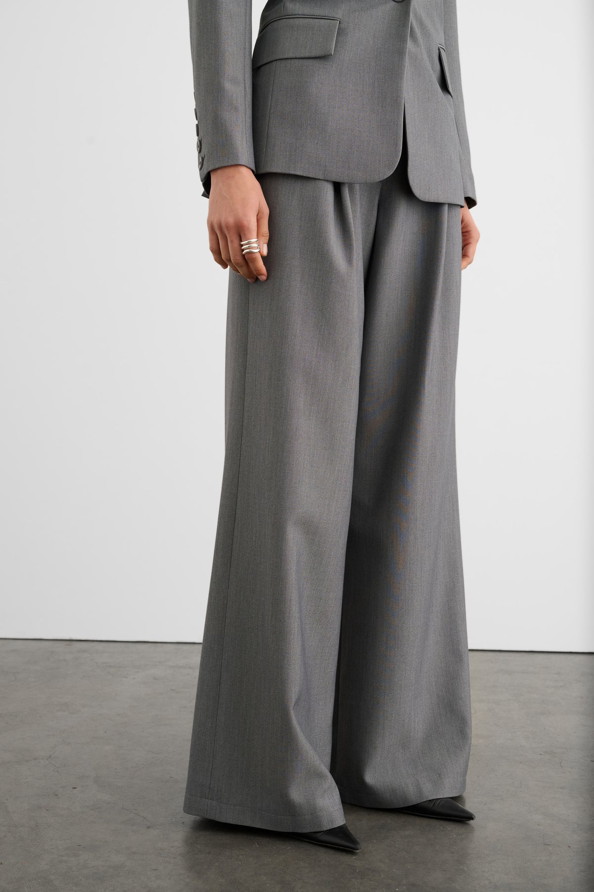 SOLARA PLEATED WIDE LEG TROUSER