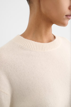 ZANA CREW NECK SWEATER