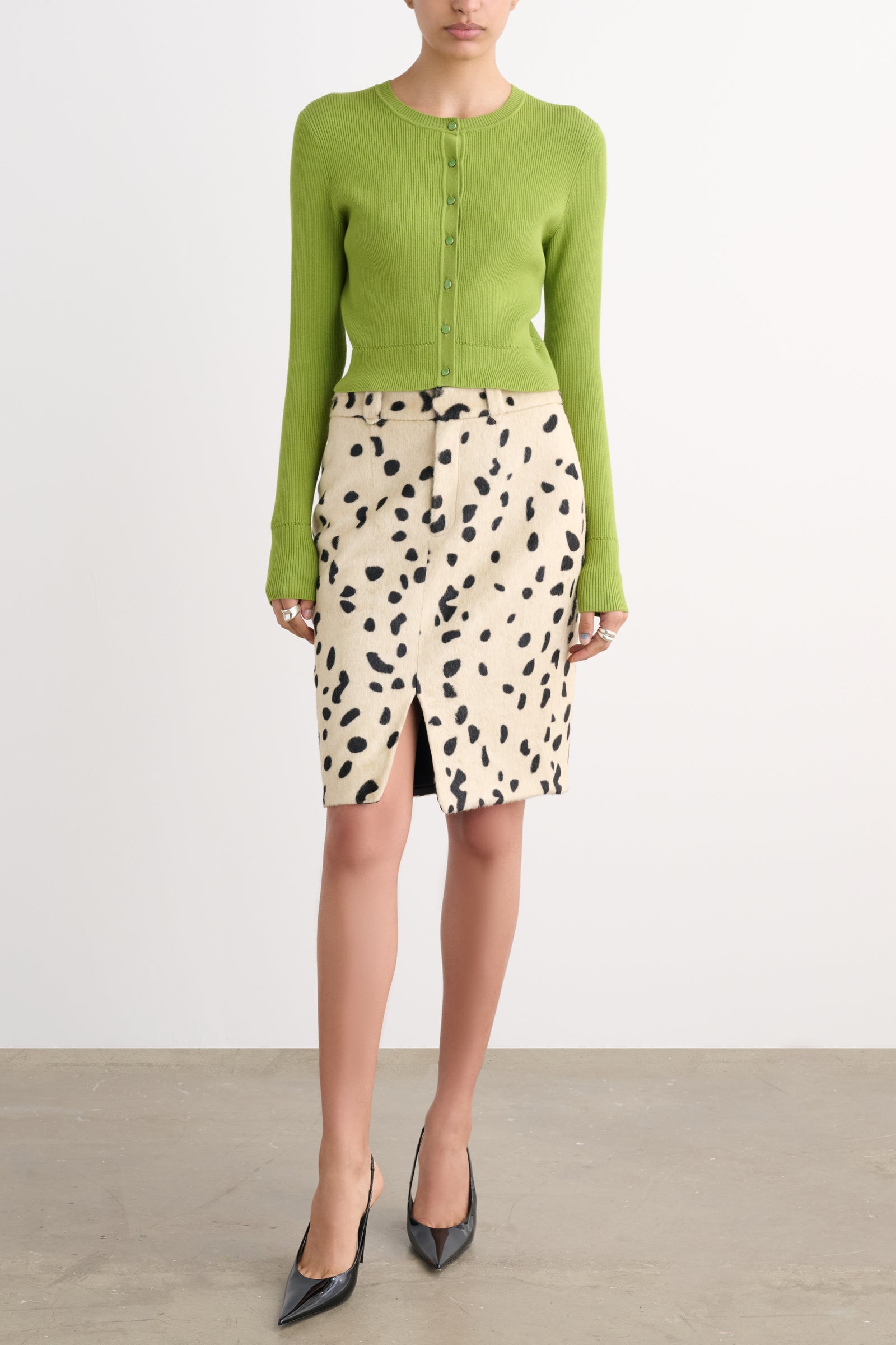ZOE CLASSIC CROPPED CARDIGAN - Toccin