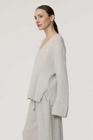 Annalee Oversized  Cashmere V Neck Sweater