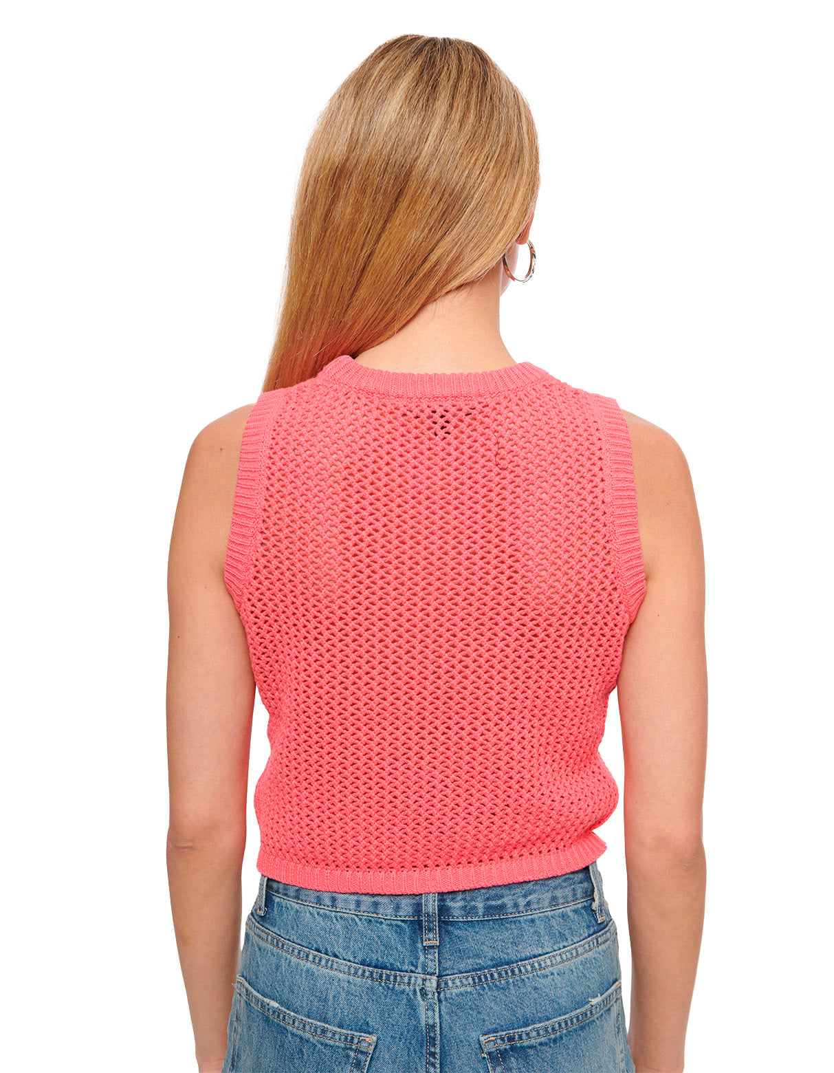 hot pink crochet top sweater summer outfit tops to pair with jeans
