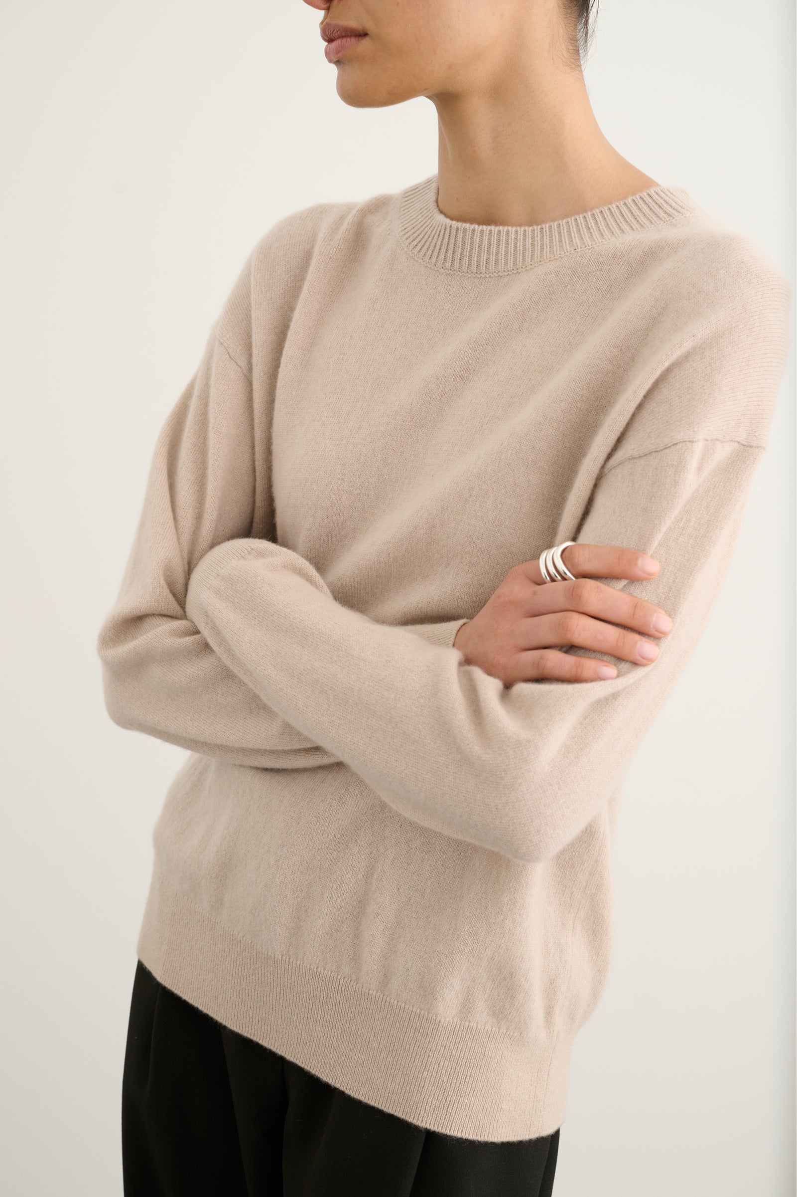 ZANA CREW NECK SWEATER